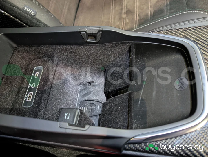 Alfa Romeo Stelvio Black