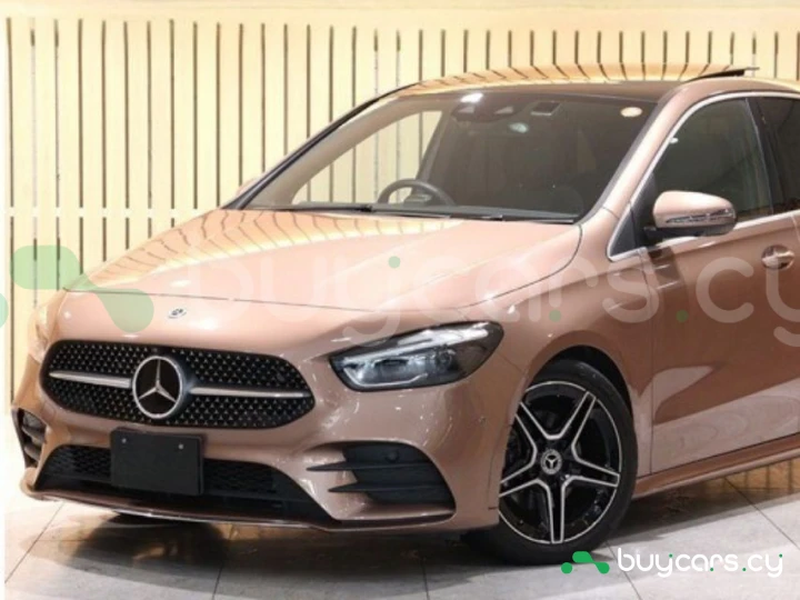 Mercedes B-class Pink