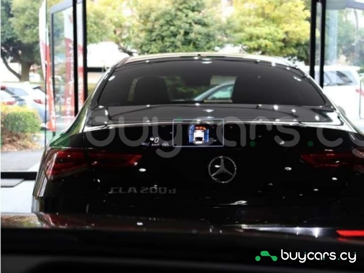 Mercedes B-class Pink