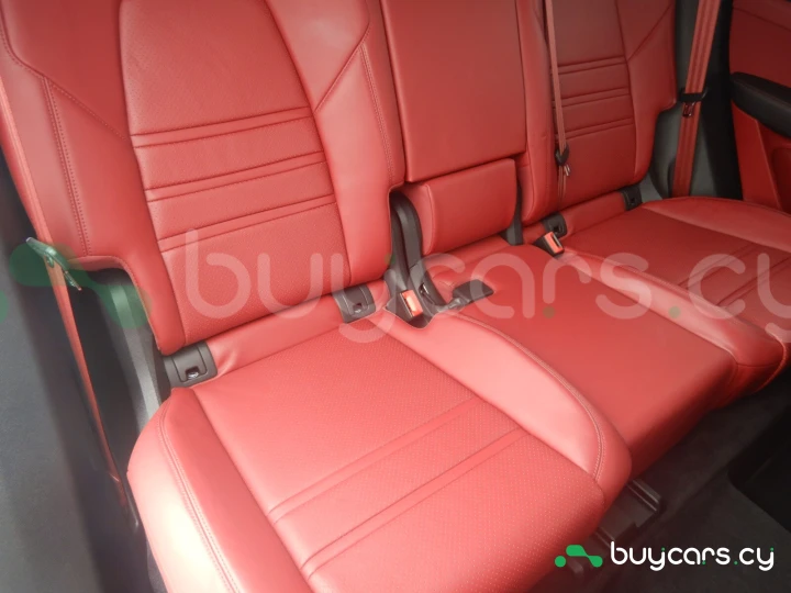 Porsche Cayenne White