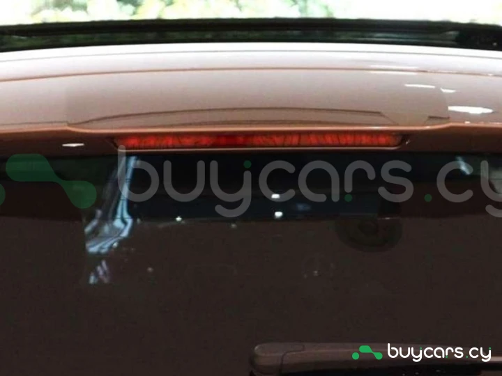 Mercedes B-class Pink