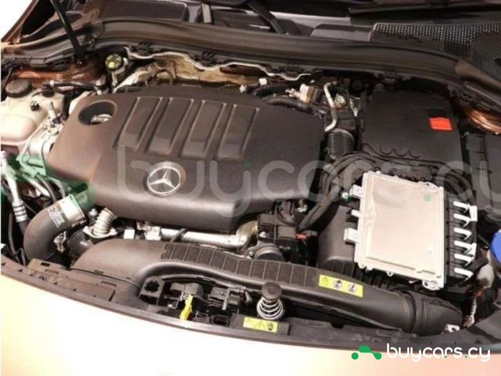 Mercedes B-class Pink