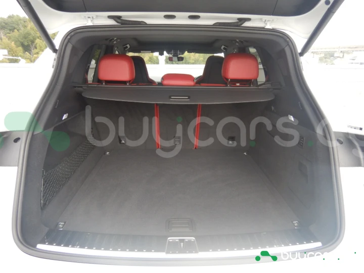 Porsche Cayenne White