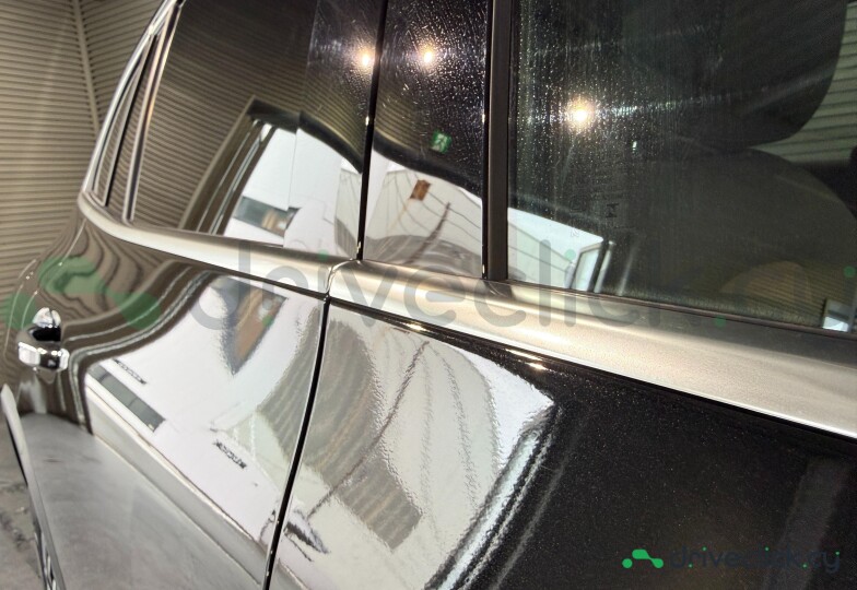 Mercedes EQA Black
