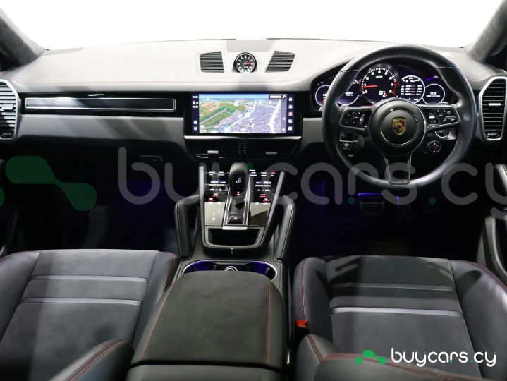 Porsche Cayenne Черный