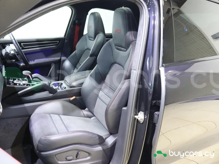 Porsche Cayenne Черный