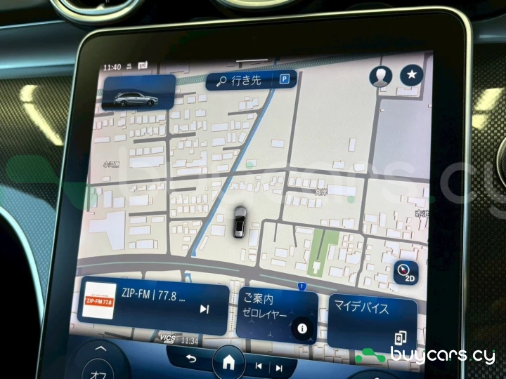 Mercedes C-class Красный