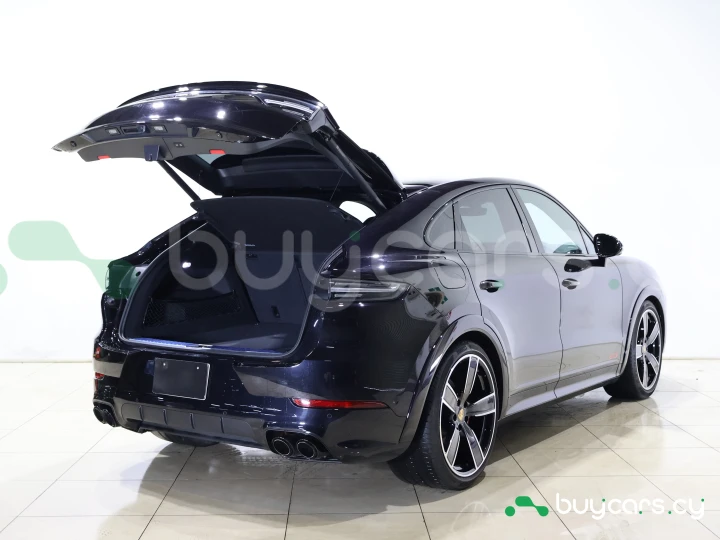 Porsche Cayenne Черный