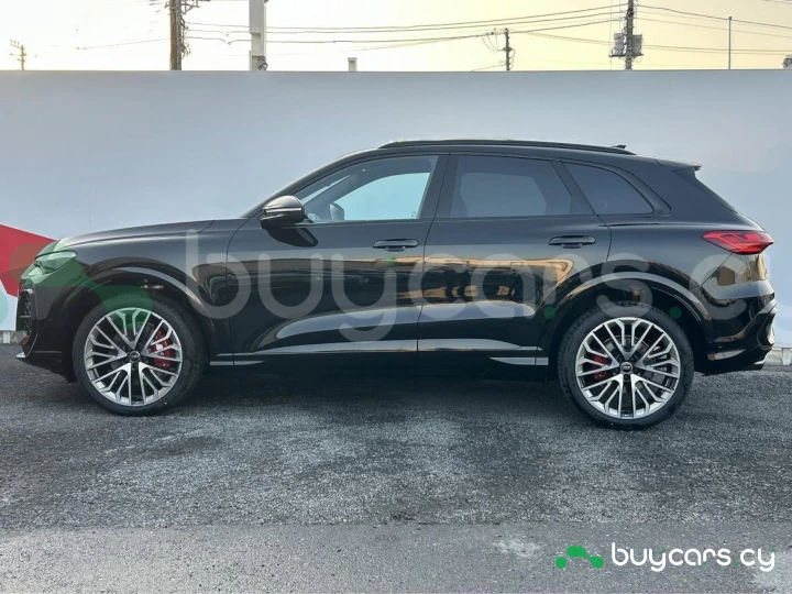 Audi SQ5 Black