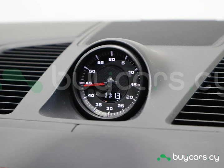 Porsche Cayenne Черный