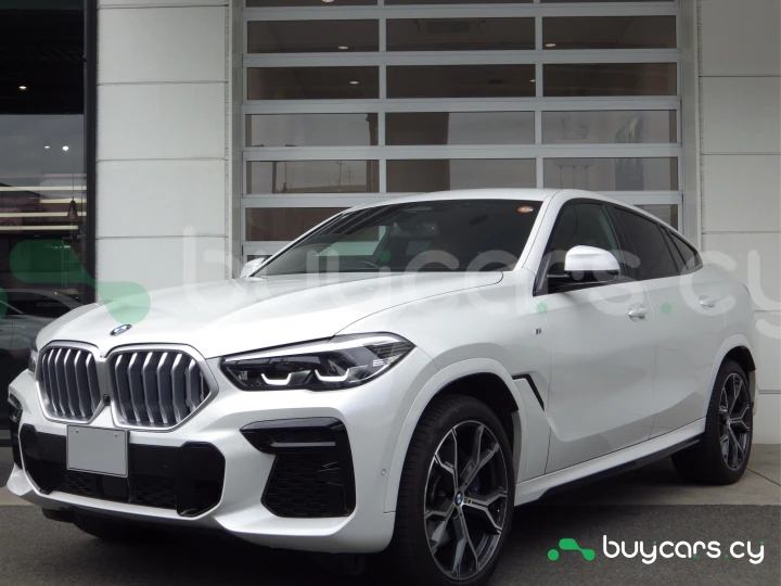 BMW X6 White
