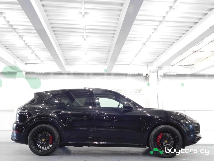 Porsche Cayenne Черный