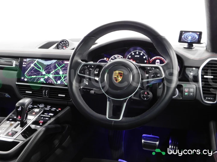 Porsche Cayenne Черный