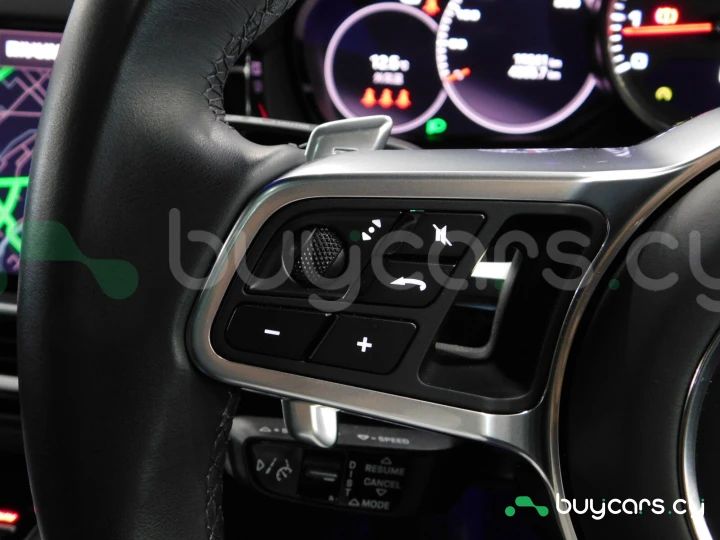 Porsche Cayenne Черный