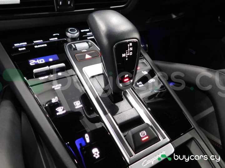 Porsche Cayenne Черный