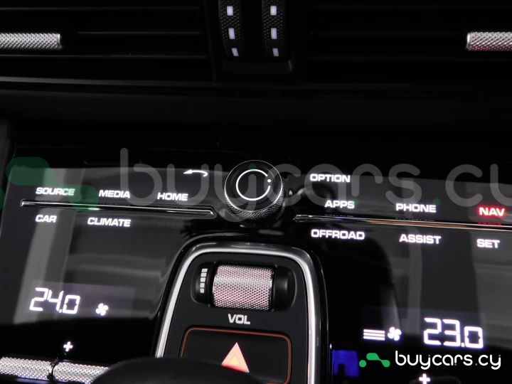 Porsche Cayenne Черный