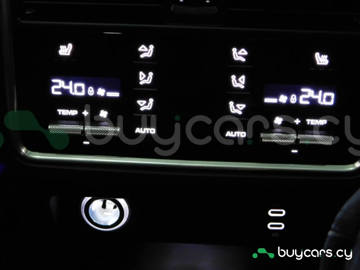 Porsche Cayenne Черный