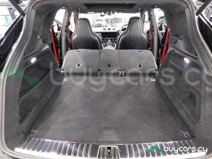 Porsche Cayenne Черный