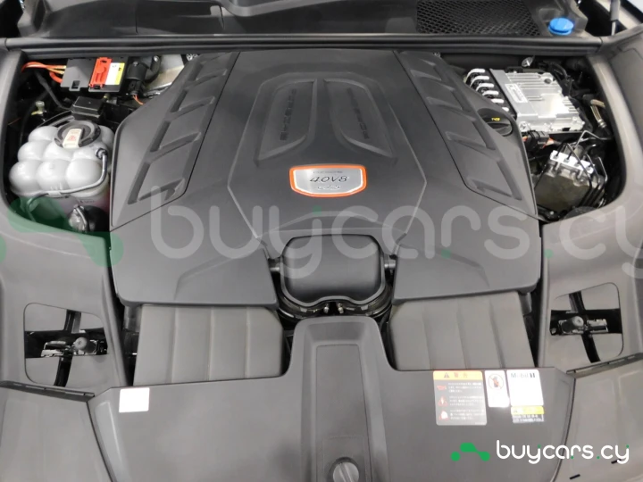 Porsche Cayenne Черный