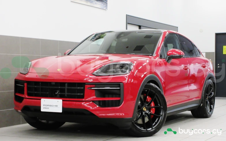 Porsche Cayenne Красный