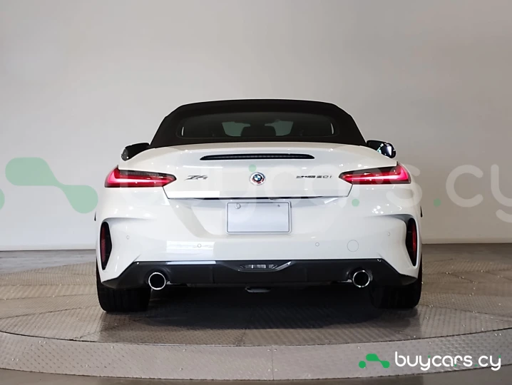 Mercedes Z4 Белый