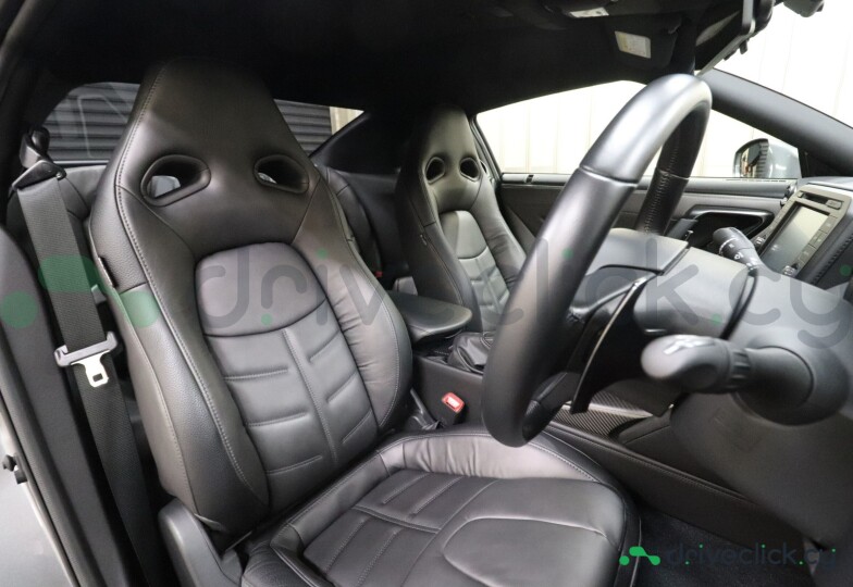 Nissan GT-R Grey