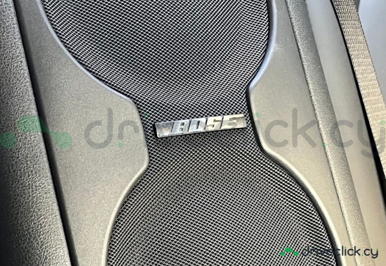 Nissan GT-R Red