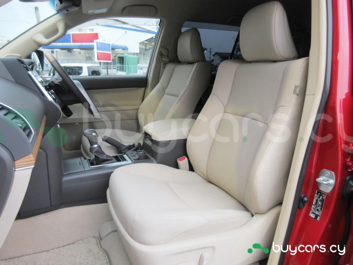 Toyota Land Cruiser Prado Red