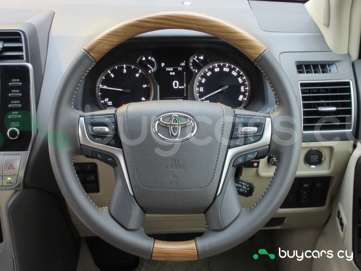 Toyota Land Cruiser Prado Red