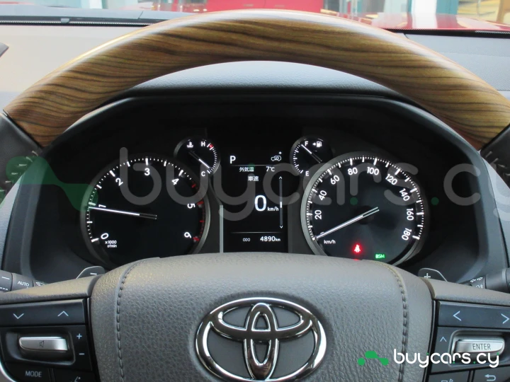 Toyota Land Cruiser Prado Red