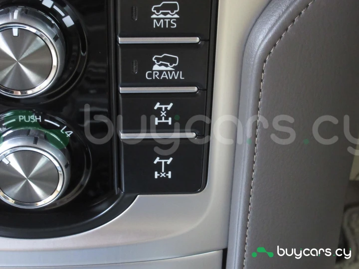 Toyota Land Cruiser Prado Red