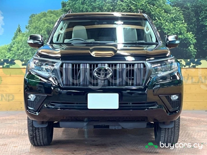 Toyota Land Cruiser Prado Черный