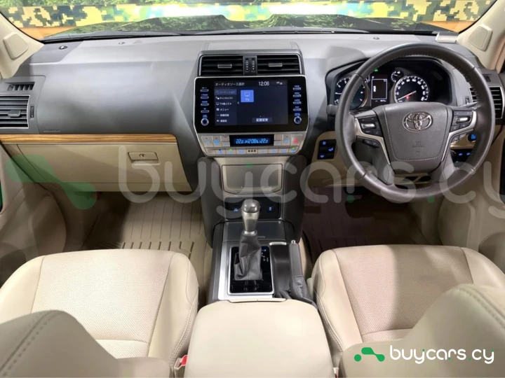 Toyota Land Cruiser Prado Черный