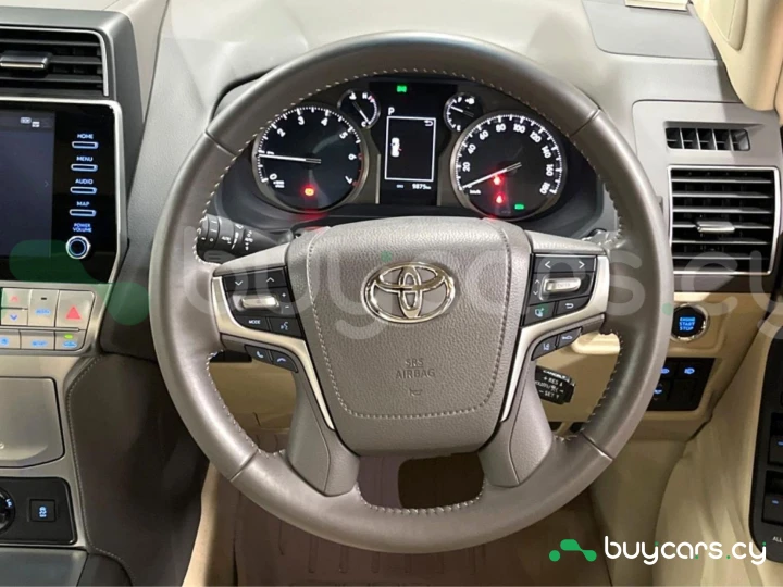 Toyota Land Cruiser Prado Черный