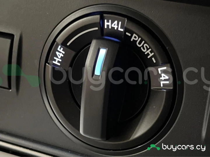 Toyota Land Cruiser Prado Черный