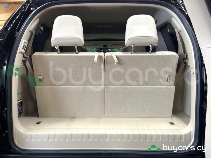 Toyota Land Cruiser Prado Черный