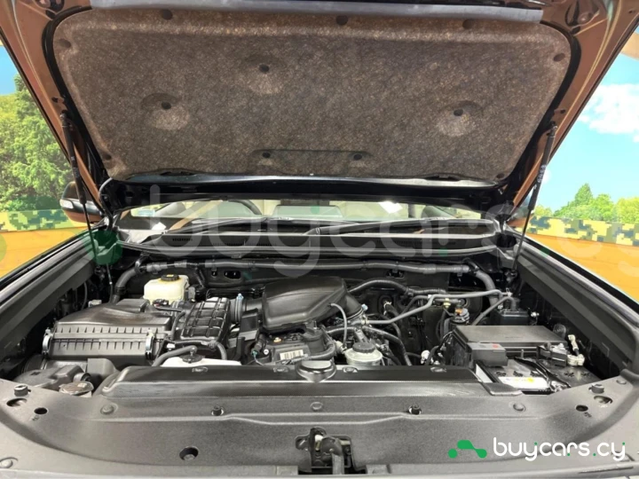 Toyota Land Cruiser Prado Черный