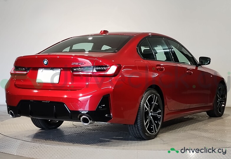 BMW 3 series Red