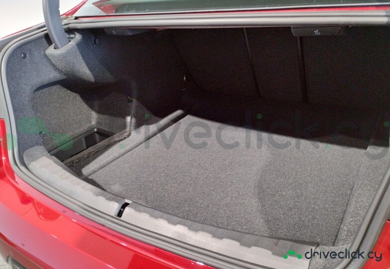 BMW 3 series Red