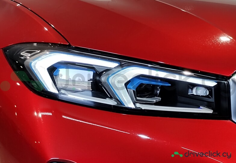 BMW 3 series Red