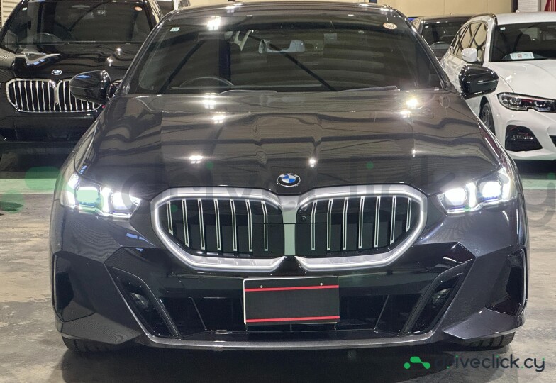 BMW 5 series Черный