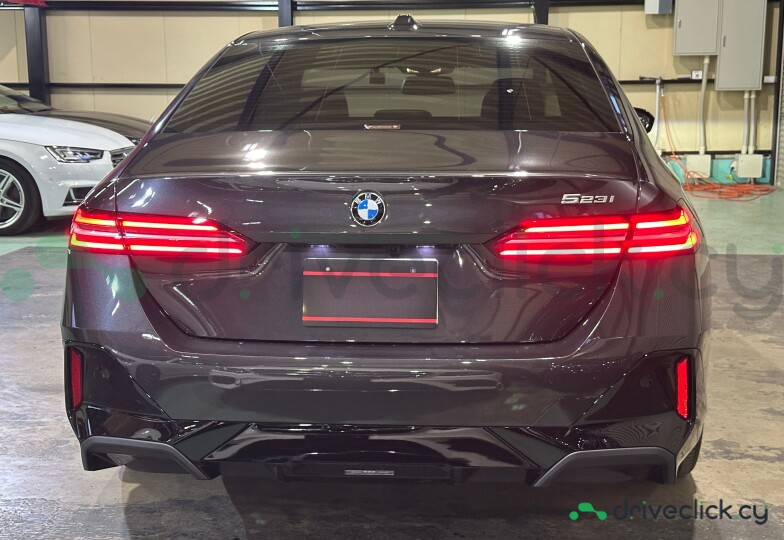 BMW 5 series Черный
