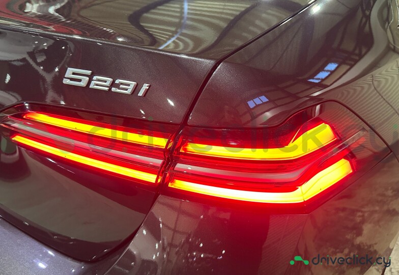 BMW 5 series Черный