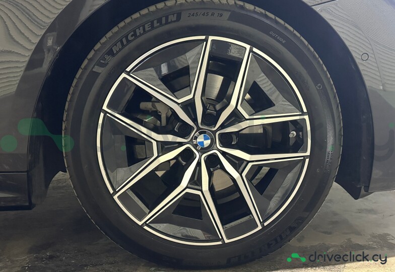 BMW 5 series Черный