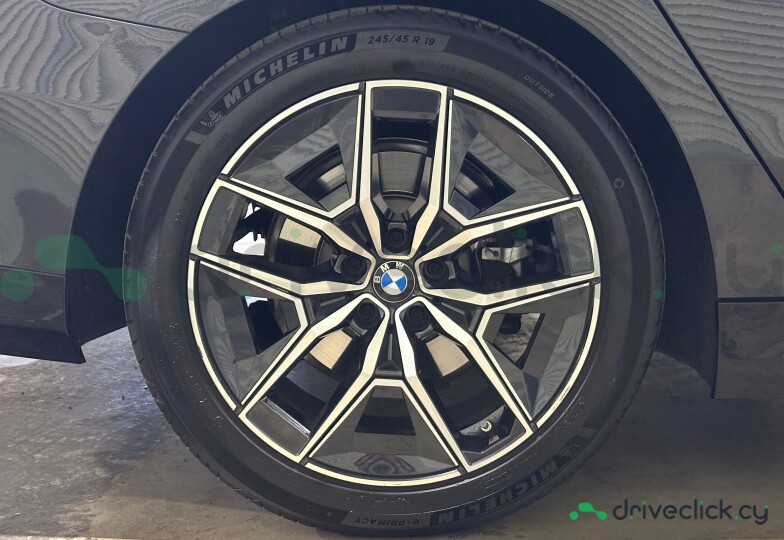 BMW 5 series Черный