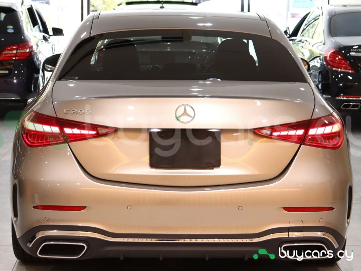 Mercedes C-class Розовый