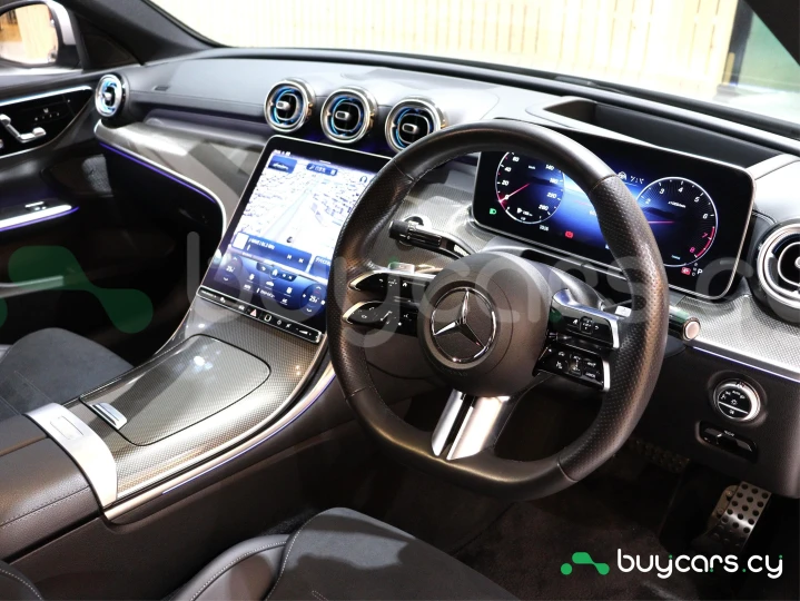 Mercedes C-class Розовый