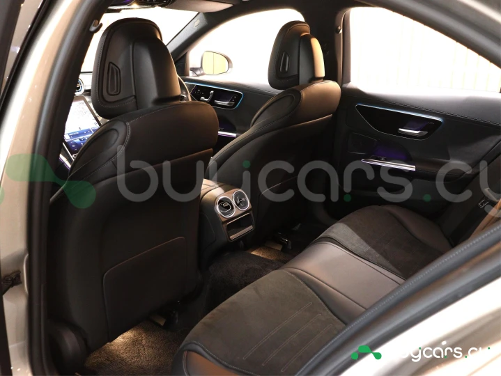 Mercedes C-class Розовый