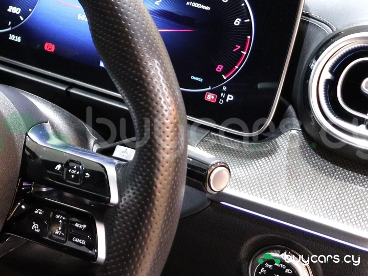 Mercedes C-class Розовый