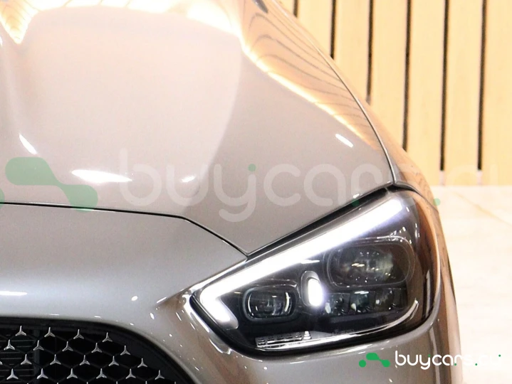 Mercedes C-class Розовый